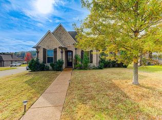 9245 Pinkerton Ln, Cordova, TN 38016