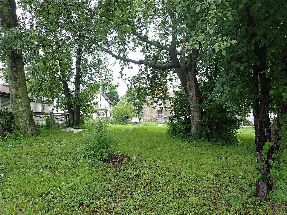 1st image of 2327 N 8TH STREET
