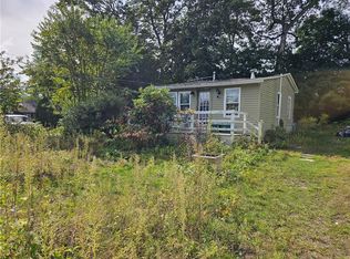 35 Steere Rd, Glocester, RI 02814