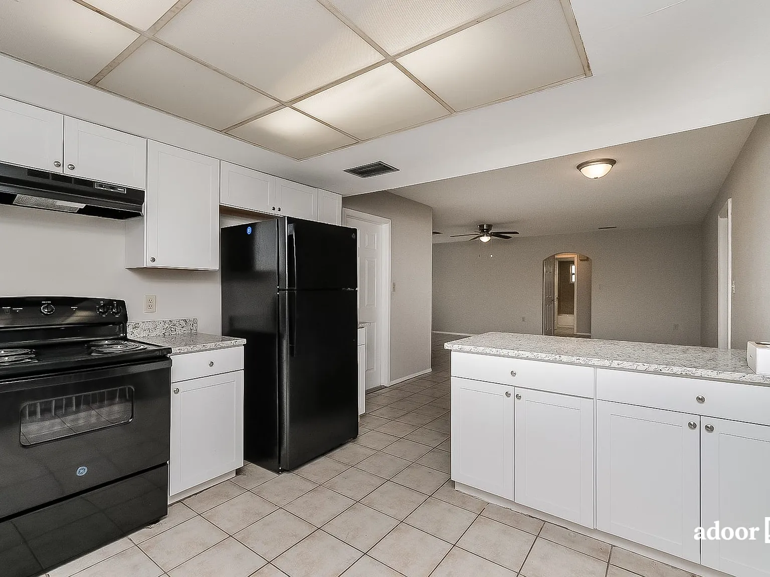 3 bed, 2.0 bath, 1365 sqft, $1,845 — Photo 3
