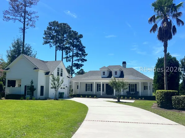 17 Canterbury Ln, Bluffton, SC 29910