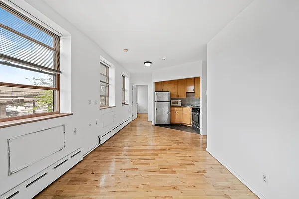 Rented by Vector New York, LLC | media 12