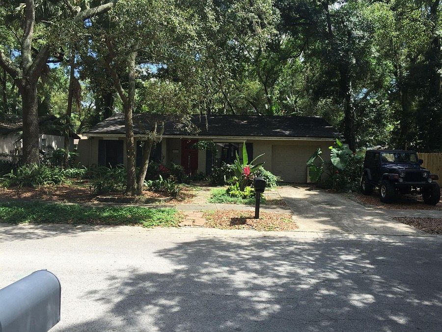 1st image of 9717 Hidden Oaks Cir