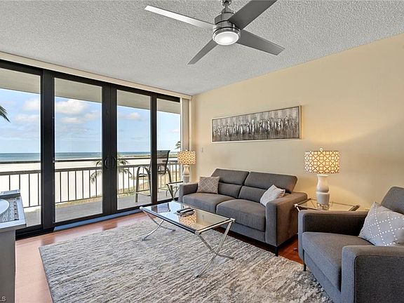 4th image of 180 Seaview Ct APT 511
