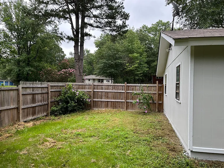 209 Rita Dr — Photo 23