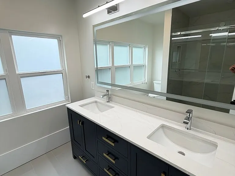 3 Bed 2 Bath Apartment, New Construction In Cleveland Heights (With Garage) — Photo 11