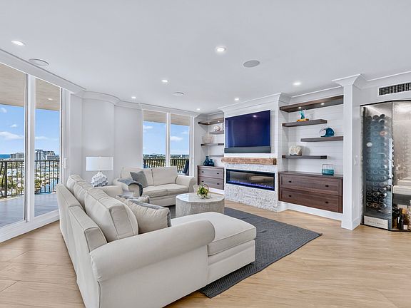 5th image of 100 S Birch Road #1701a