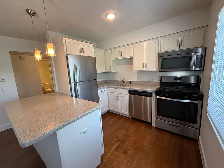 Kristen Place — Photo 4