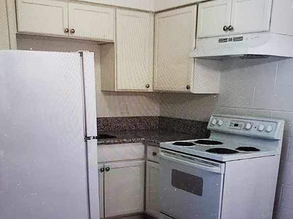 5th image of 615 S Royal Crest Cir Unit 6