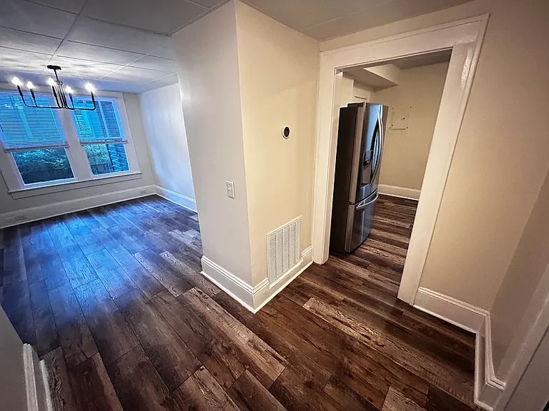 2561 Rosselle St — Photo 16