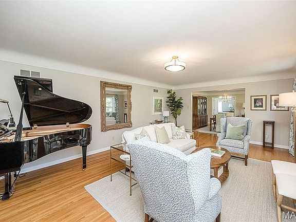 5th image of 22 Marsally Dr