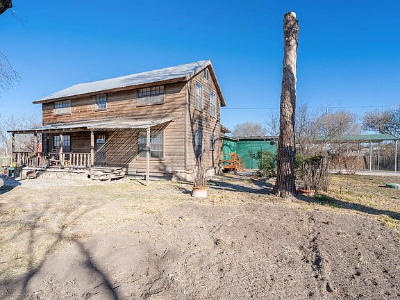 4th image of 93 Gaila Ln