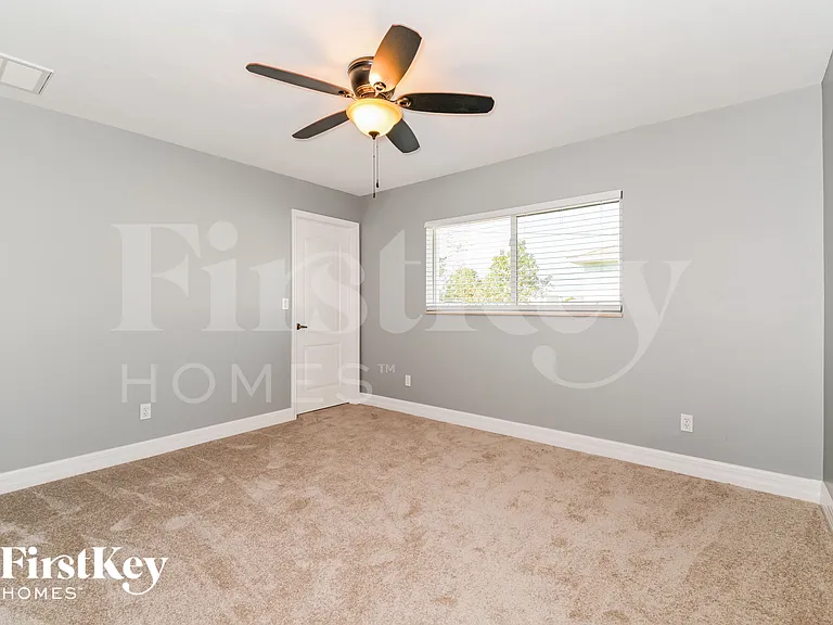 2226 NW 1st St — Photo 11