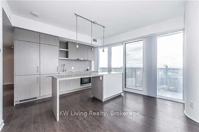 88 Harbour St #7304 — Photo 2