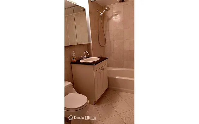 Rented by Douglas Elliman | media 15