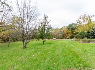 29 Old Lake St, Elgin, IL 60120
