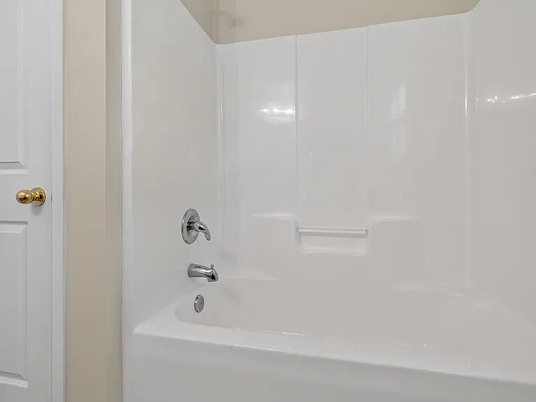 17222 Westmill Ln — Photo 9