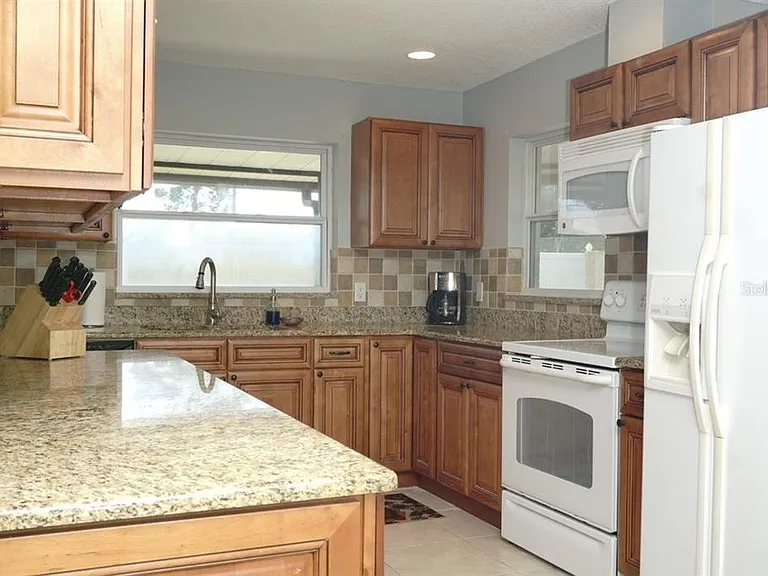 3139 Carlos Dr — Photo 3