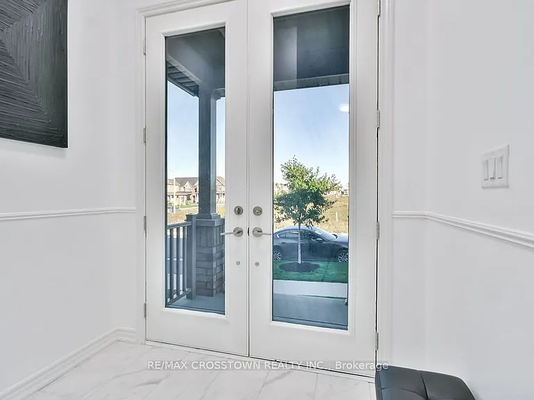 104 Shepherd Dr — Photo 4