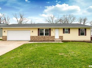 304 10th Ave, Colona, IL 61241