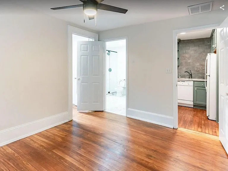 772 Saint Charles Ave NE #4 — Photo 9