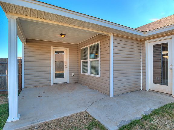 4th image of 425 Eagle Creek Way