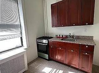 30-49 48th St #2F, Astoria, NY 11103