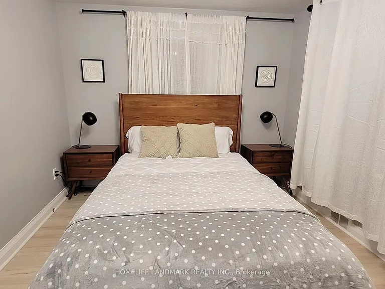 5765 Byng Ave — Photo 21