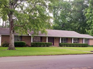1014 Coolidge St, Tupelo, MS 38801
