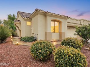 521 W Knotwood St, Green Valley, AZ 85614