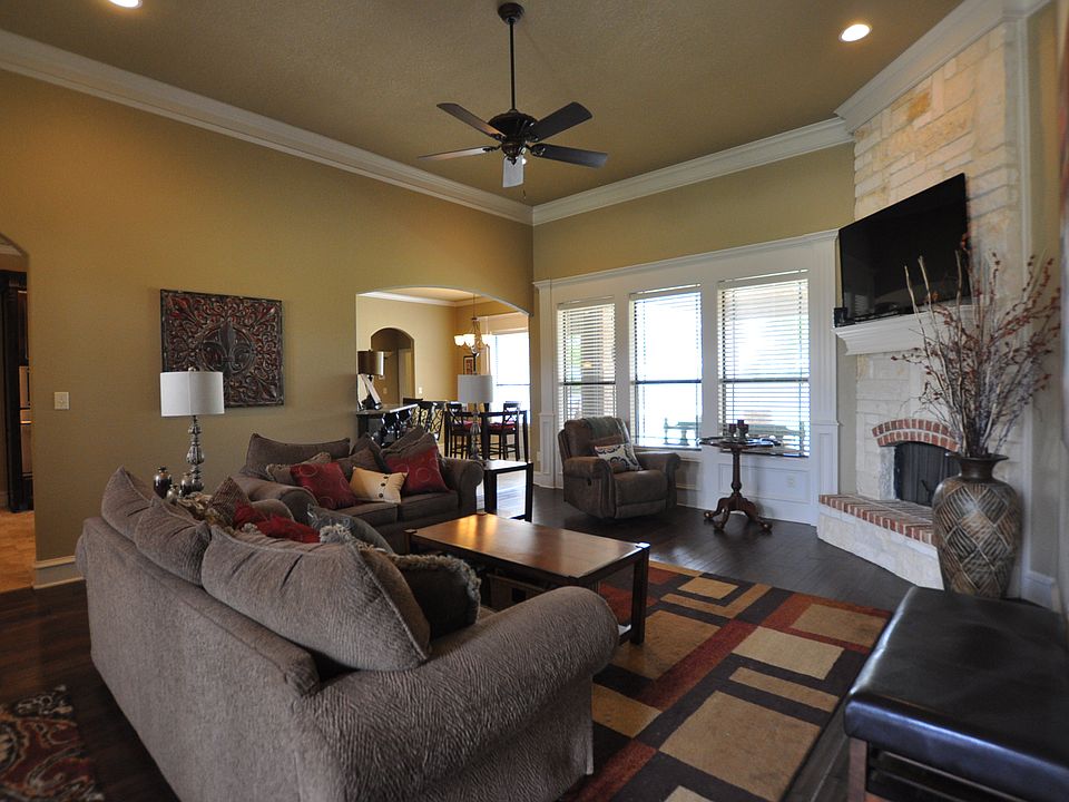 1st image of 256 Zambezi Ln