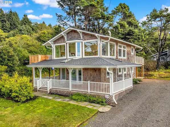181 W Sitka St, Cannon Beach, OR 97110