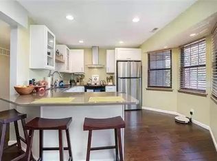 2521 W 24th Ter, Lawrence, KS 66047