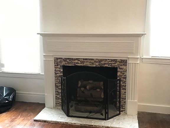5th image of 1845 Collins Ave SE