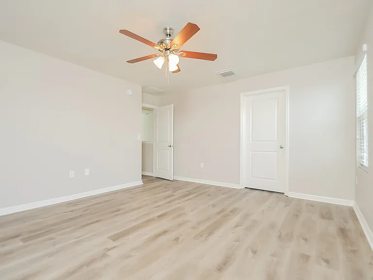 10257 Geese Trail Cir — Photo 10