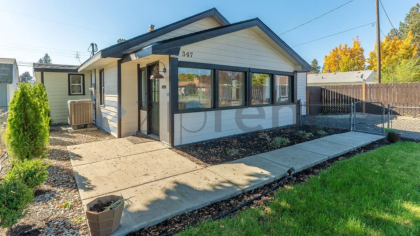 2 bed, 1217 sqft, $2,000 — Photo 3