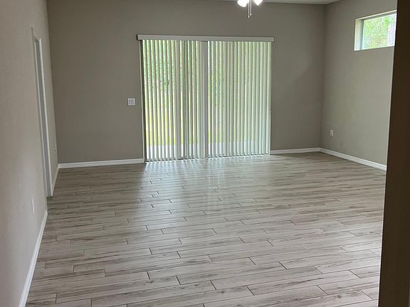 3rd image of 5810 W Oak Park Blvd