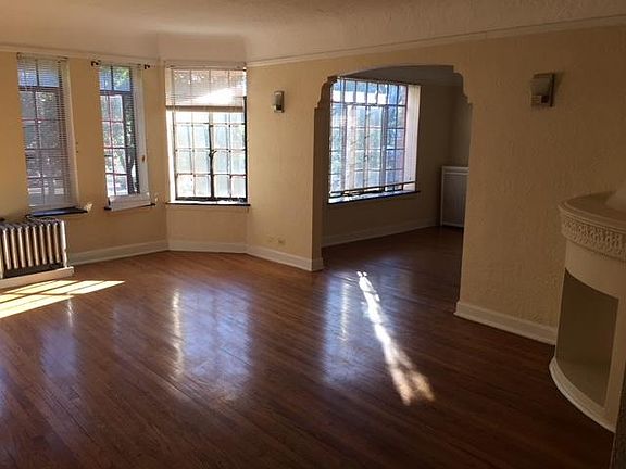 2nd image of 2558 W Fitch Ave APT 2