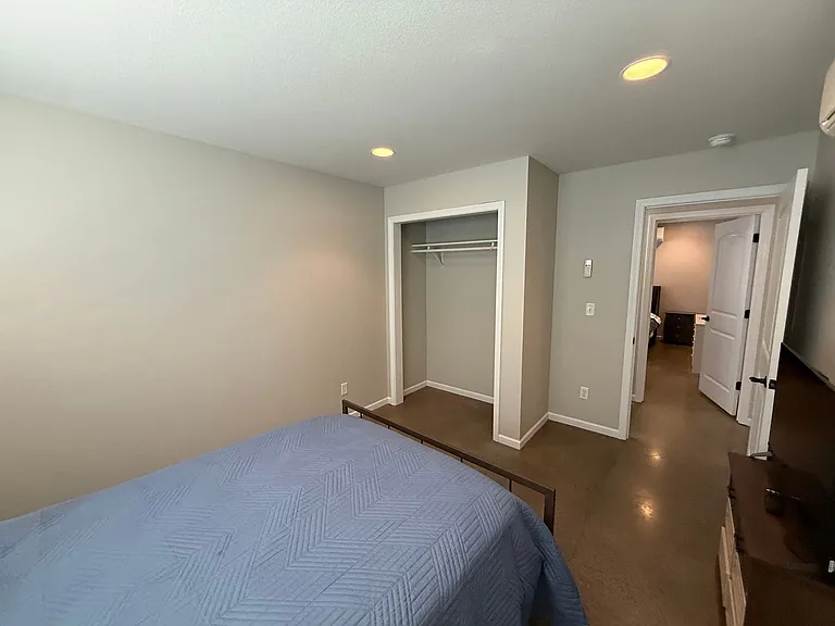 1409 Paris Rd #101 — Photo 26