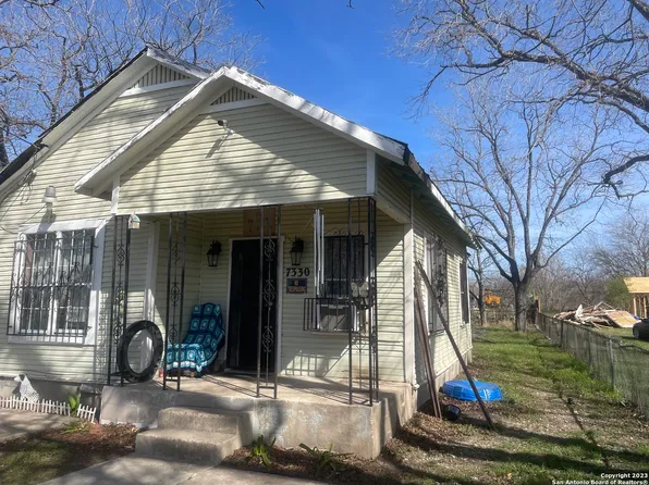 7330 QUINTANA RD, San Antonio, TX 78211