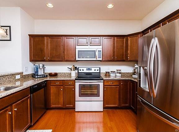 5th image of 7508 Washington Arch Dr #7508