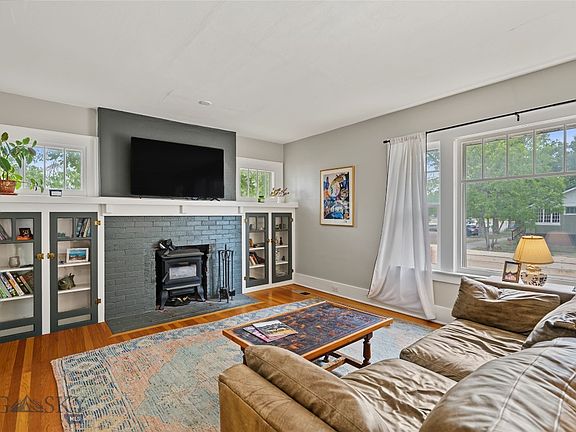 4th image of 725 W Callender St