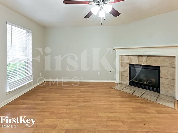 2nd image of 24227 Spring Sunset Dr