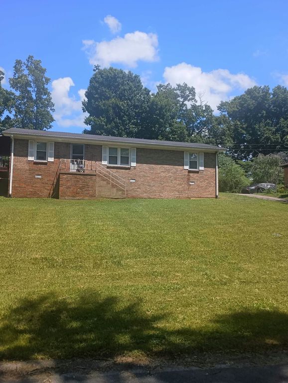 204 Garden Dr - Property Image