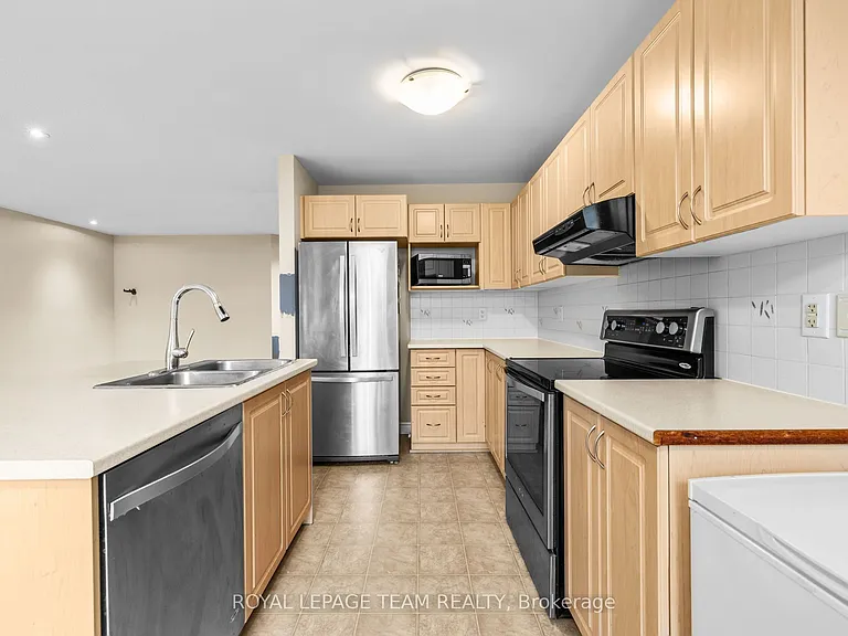 200 Gerry Lalonde Dr — Photo 8
