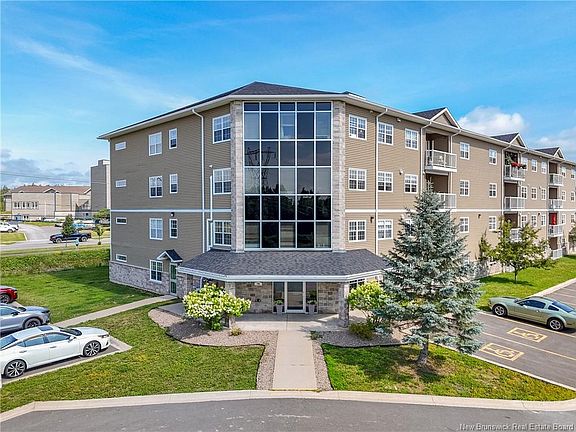 2nd image of 700 Cliffe St #407