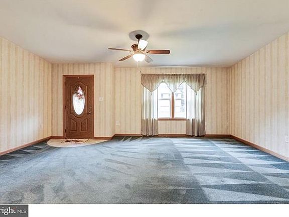 2nd image of 227 Daniels Ave
