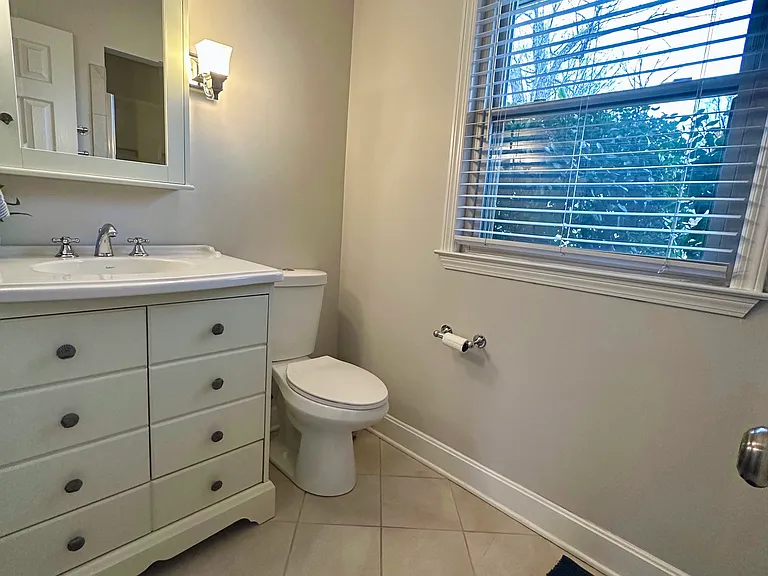 1018 Sir Lancelot Ln — Photo 16