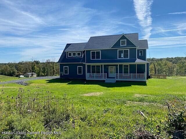 1st image of 136 Pine Grove