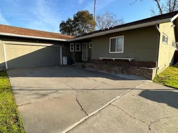 3961 Floral Dr, North Highlands, CA 95660